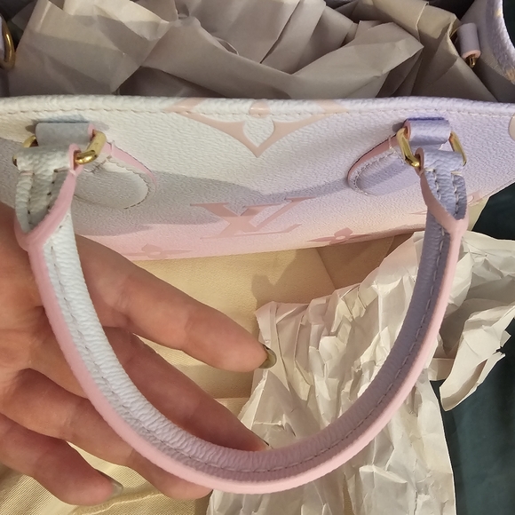 Louis Vuitton Sunrise Pastel OTG PM BNIB - Picture 13 of 13